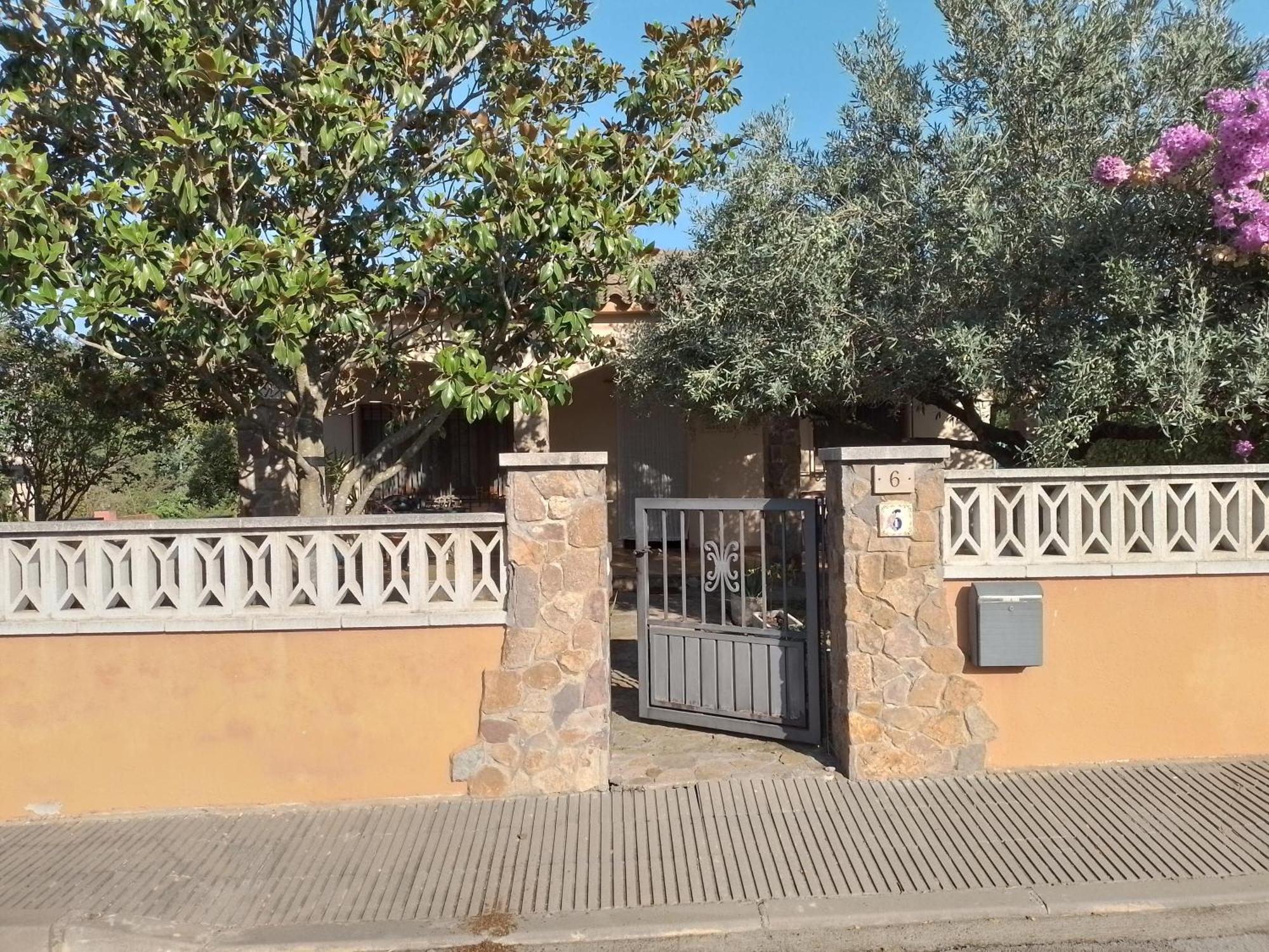 Villa Casa amb jardí a poble de l'Alt Empordà Vilaür  Exterior foto